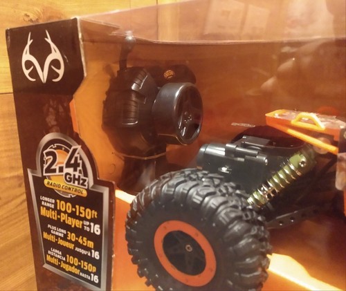 NIB NKOK REALTREE® ROCK CRAWLER™ COMPETITON SERIES W/RC TRANSMITTER 1:10 SCALE - Picture 14 of 15