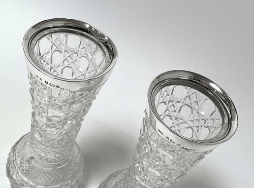JARRONES DE VIDRIO DE CORTE HOBNAIL JOHN GRINSELL & SONS CON BORDES DE PLATA ESTERLINA - Imagen 4 de 12