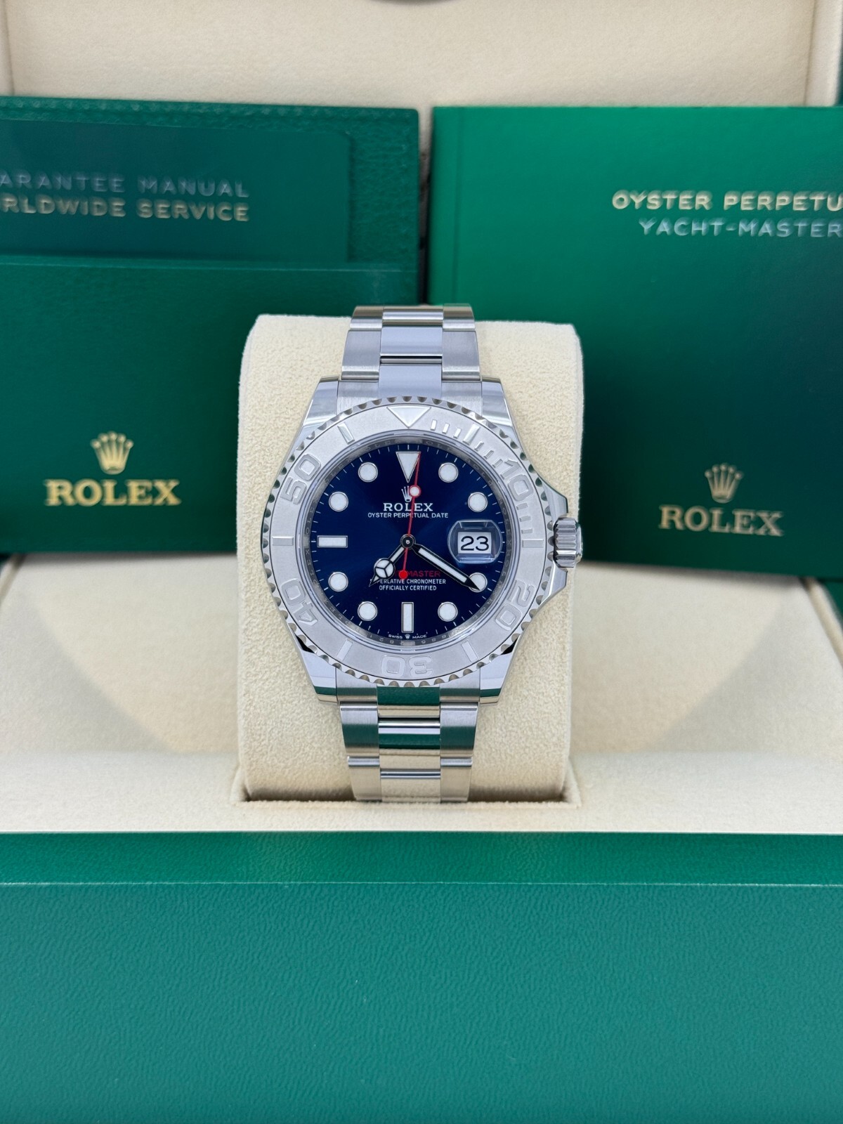Rolex Yacht-Master 40mm Blue Dial Oyster 126622-0002 Mint Condition 2024-image
