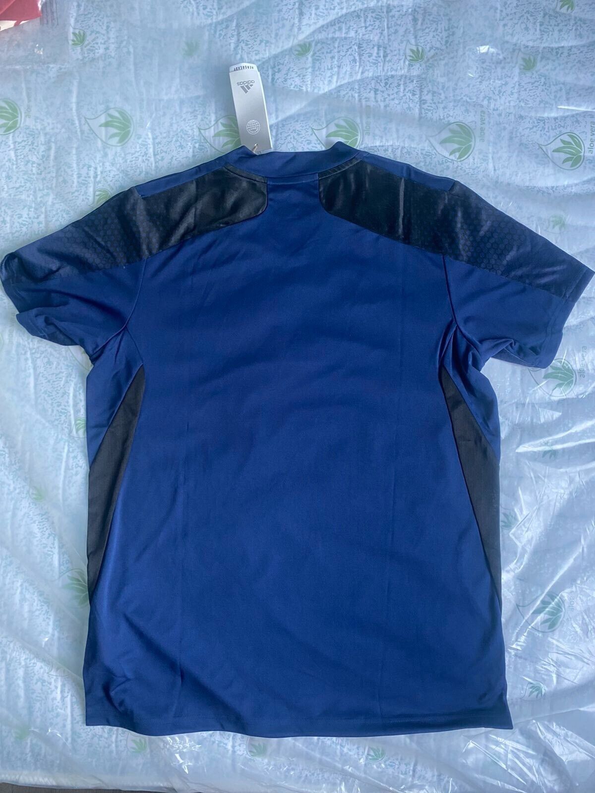 Picture 2 of 3