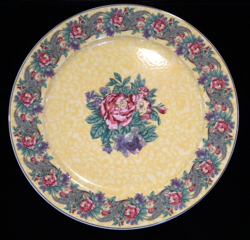 Vintage Rosenthal Classic Bloomsbury Pearl China designed by Nina Campbell - Picture 19 of 92