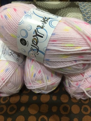Acrylic /& Polymide 1 x 50g DY Choice Baby Joy DK Prints