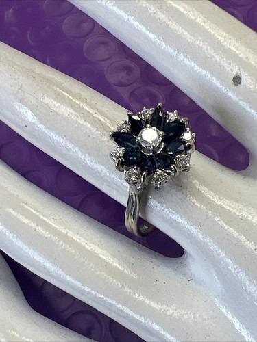 💎 18K White Gold .55 Ctw VS Diamond & Blue Sapphire Ring Size 8.75 - Picture 8 of 10