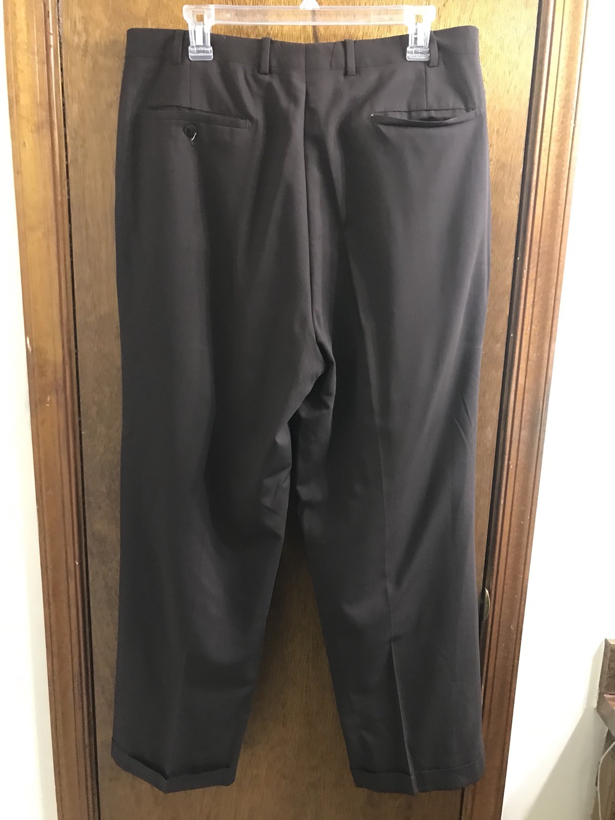 Emilio Yuste Uomo’s marrone Wool 3 Button Super 100’s Yuste Suit Size 42R 462036 Emilio Yuste Uomo’s marrone Wool 3 Button Super 100’s Yuste Suit Size 42R 462036