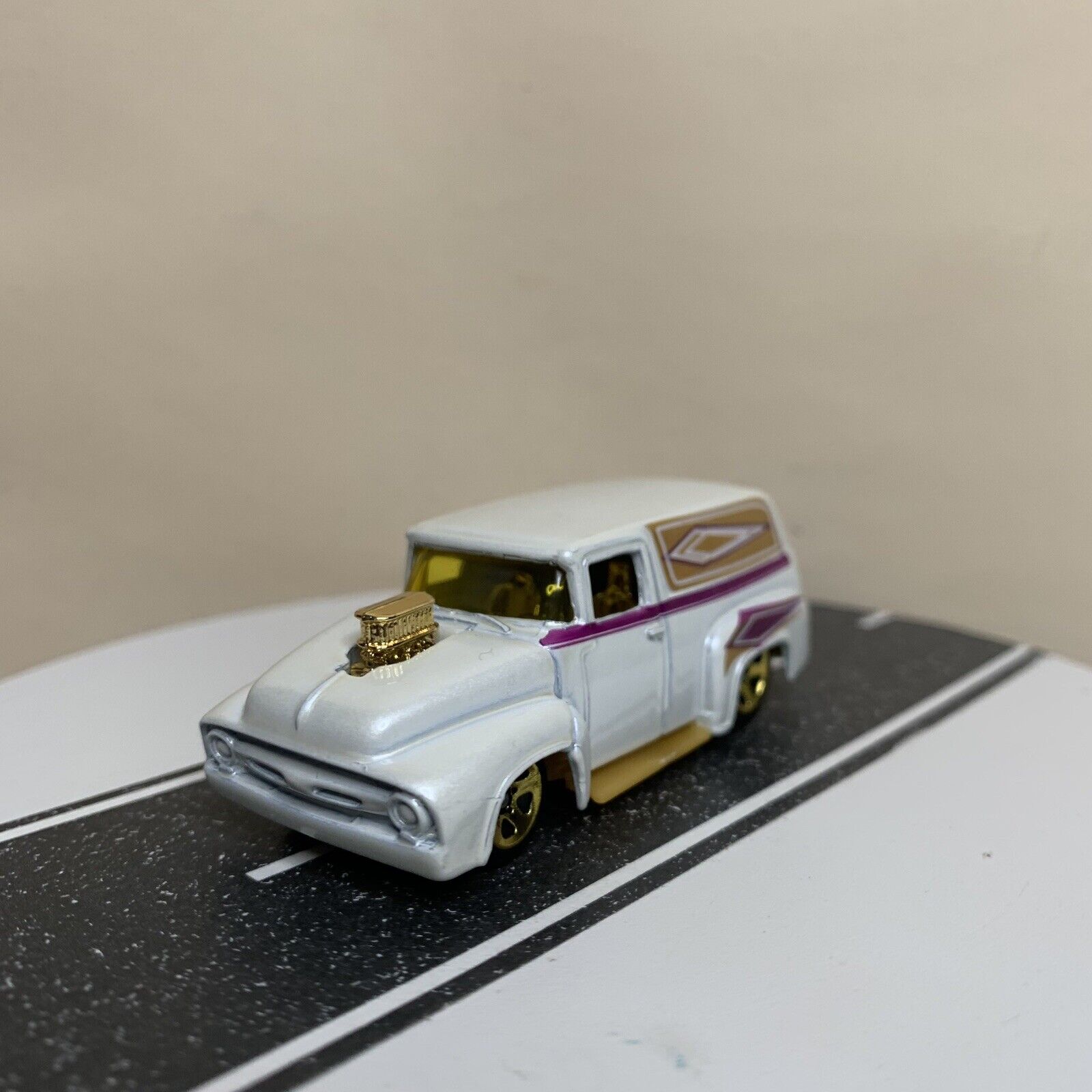 Picture 5 of 13