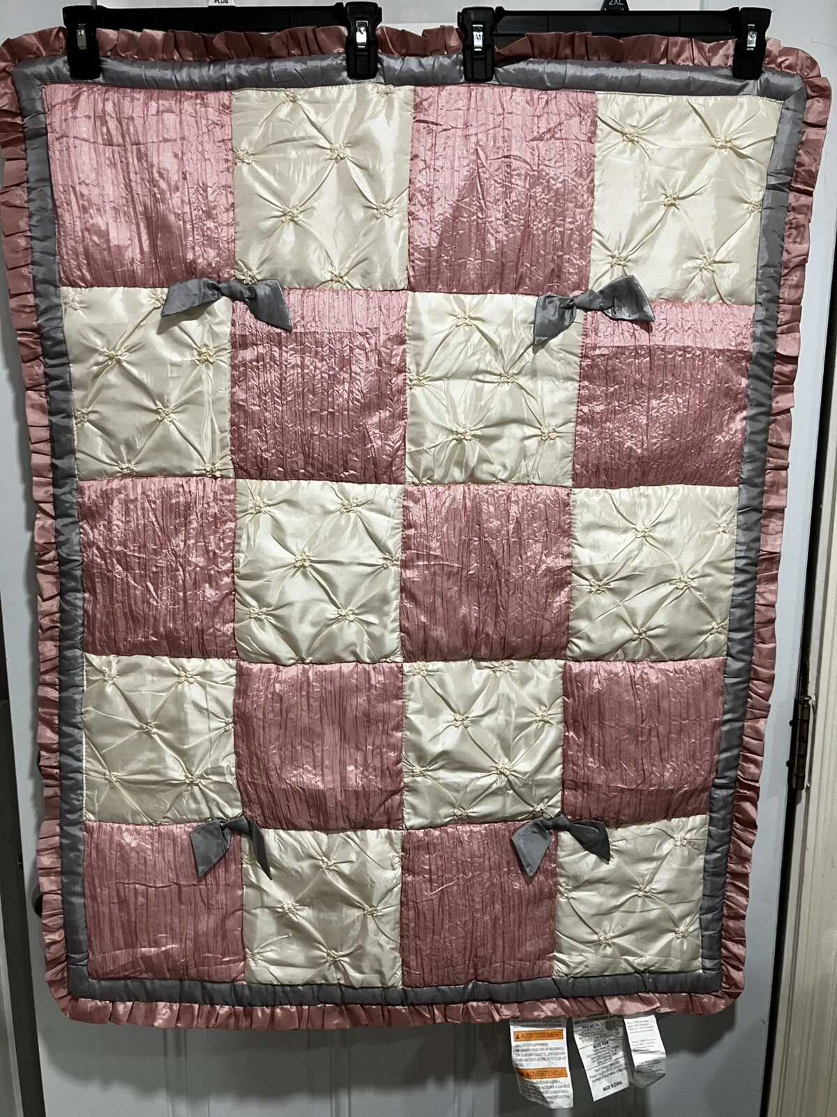 Bella Patchwork Girl Baby Crib Comforter 30 X 42 by The Peanutshell
Opens in a new window or tab