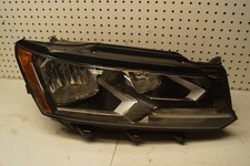 2016 2017 2018 2019 Volkswagen VW Passat Right Side Halogen Headlight OEM