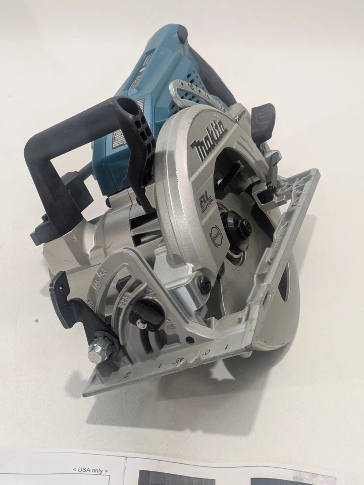 Makita XSR01Z 36V (18V X2) LXT Rear Handle Circular Saw – Reconditioned - Image 3 of 4