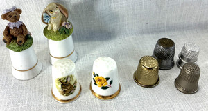 Lot of 8 Vintage thimbles Finsbury, Staffordshire,  Avon  & Metal