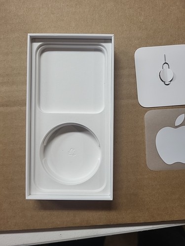 Apple iPhone 13 Black - Box Only (with Apple Sticker And Tool ) - Zdjęcie 9 z 10