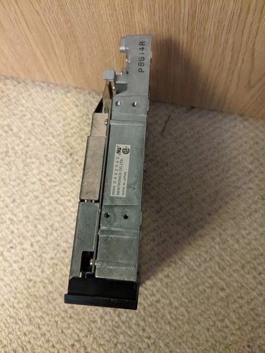 Napęd dyskietek vintage Mitsumi / Newtronics 360k 5,25" (uszkodzony) - Zdjęcie 6 z 6