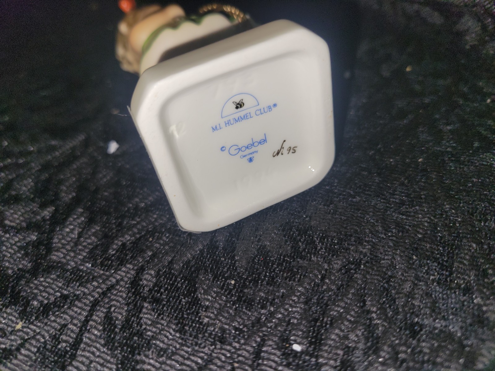Picture 4 of 5