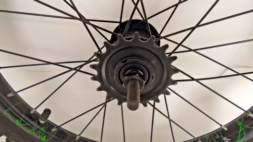 Dynacraft 18" Rear Bicycle Wheel with 1.95" Tire For Kids Bike NWOB - Picture 2 of 12