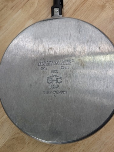 VTG Magnalite GHC 6" Sauce Pan W/ Lid & 10" Skillet - CLEAN - Made In USA - Picture 8 of 14