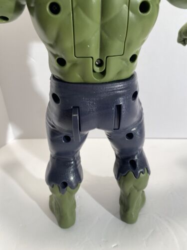 Figura de acción 2018 Marvel Hasbro Hulk Talking retorcida, móvil, ojos iluminados - Imagen 3 de 8