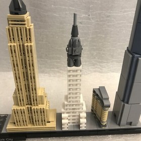 LEGO Architecture New York City 21028 100% COMPLETE, No Box Or Instructions￼