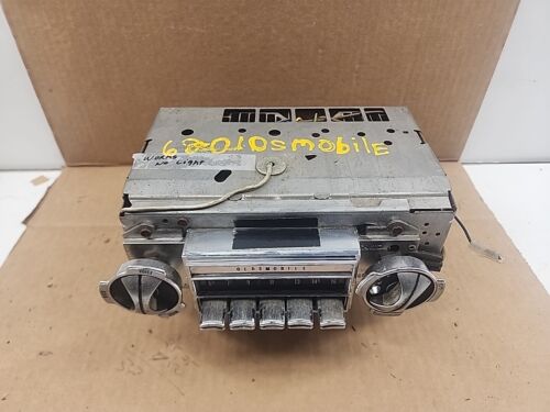 1968 1970 1971 1972 OLDSMOBILE CUTLASS 442 AM Radio (TESTED WORKING) OEM - Bild 2 von 7