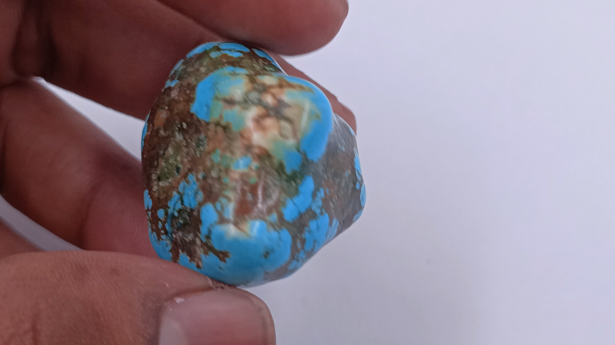 Blue Turquoise 135.00 Carat Uncut Rough Turquoise Natural
