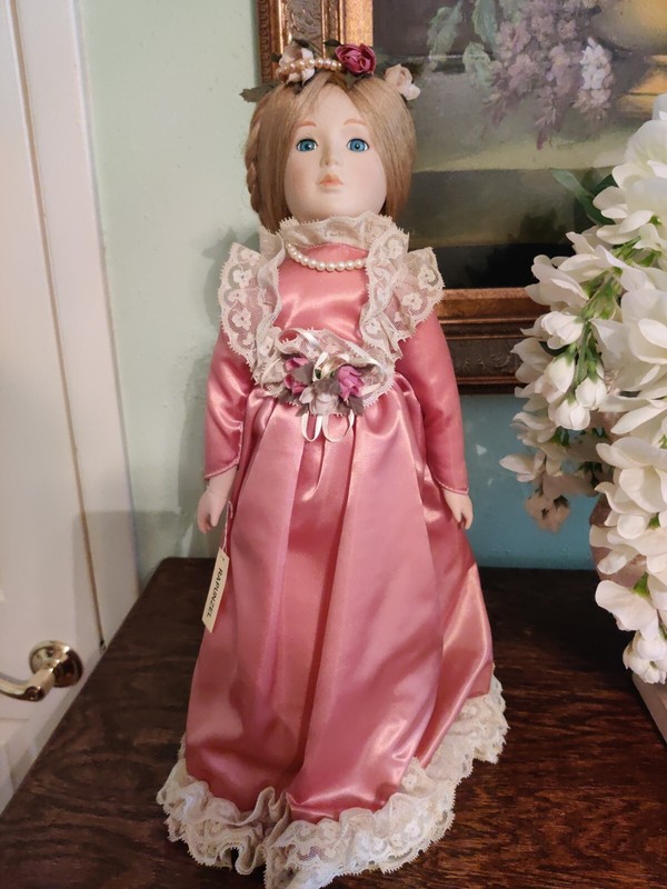 Vintage Seymour Mann 1987 Princess Rapunzel Porcelain Doll 18" Tall With Stand.