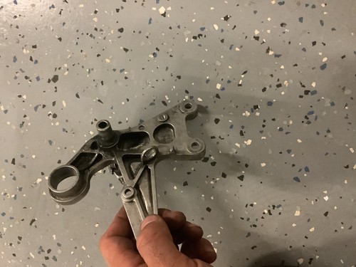 08-09 2008-2009 HONDA CBR 1000RR 1000 RIGHT REARSET REAR SET FOOT PEG BRACKET OE - Picture 4 of 4