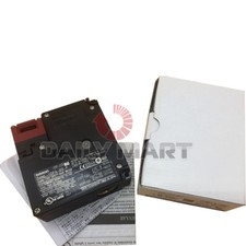 Brand New In Box Omron D4NL-1DFA-BS-F Safety Door Switches