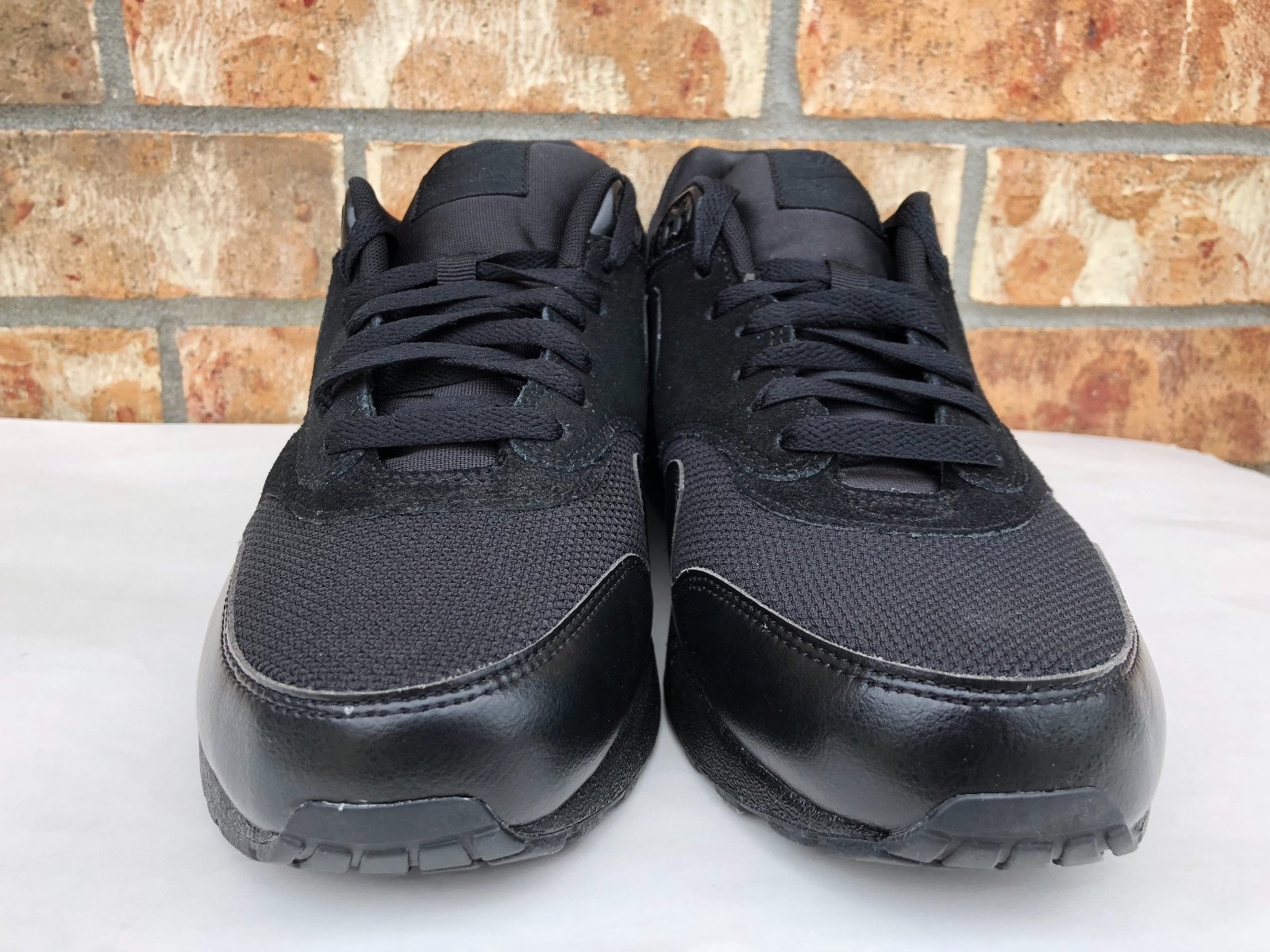 Men’s Nike Air Max 1 Essential Running shoes Triple Black Black Black Size 11.5 537383-020 2d768c Men’s Nike Air Max 1 Essential Running shoes Triple Black Black Black Size 11.5 537383-020 2d768c
