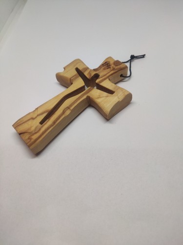 Crucifijo de pared de madera de olivo cruz cristiana tallada Jesús de Medjugorje 3,9" - Imagen 6 de 12