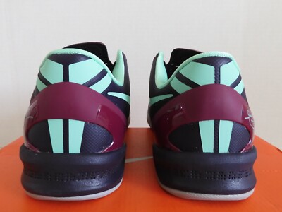 NIKE KOBE 8 (GS) PIT VIPER PURPLE DYNASTY-GREEN SZ 4Y-WOMENS