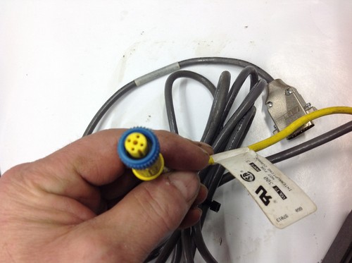 Allen Bradley 2755-LD8B1 Laser Barcode Scanner Head. USED - Picture 7 of 8