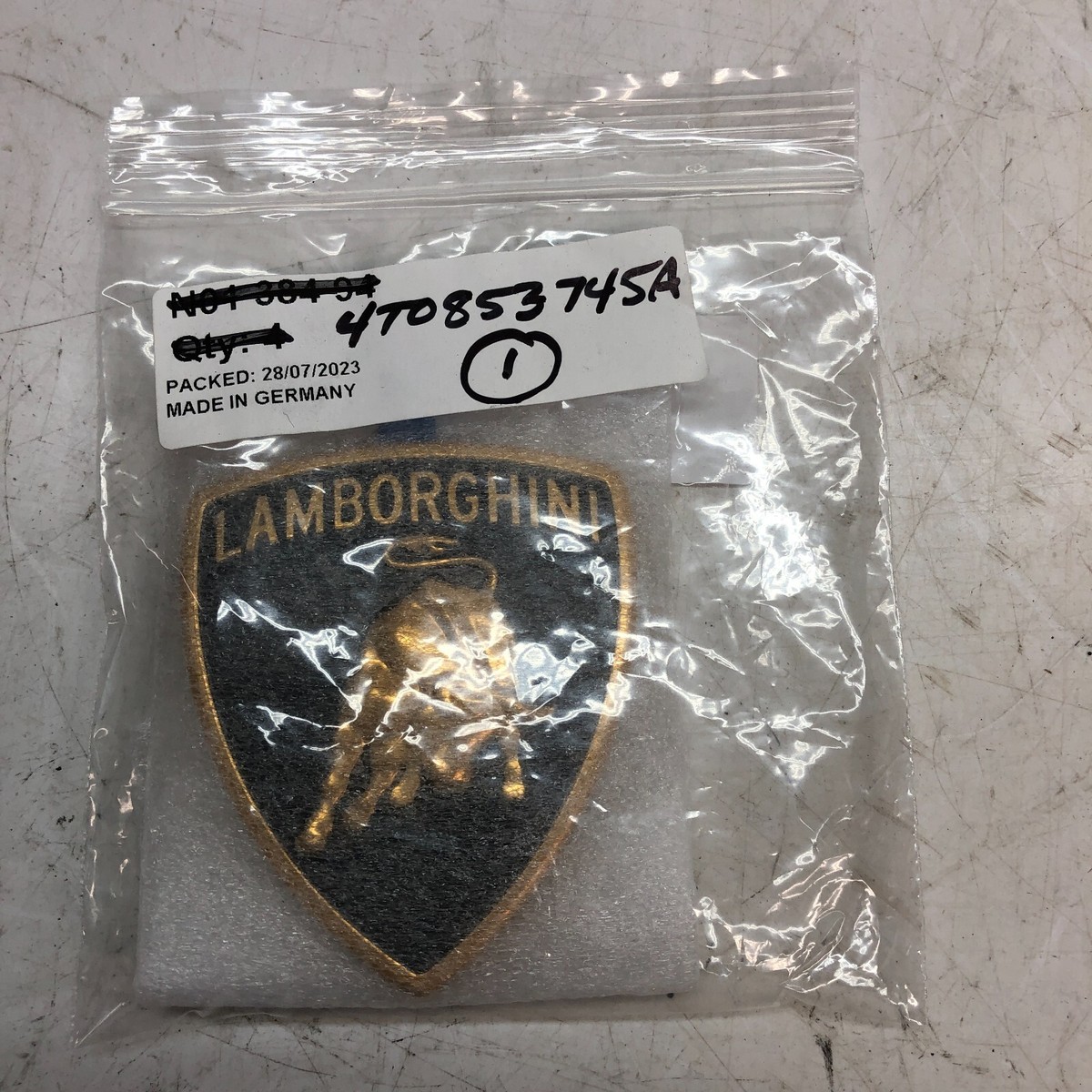 【LP】The Badge 915c1aaa4b038ff13c802cd329cd6f