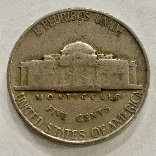1947 P Jefferson Nickel - Picture 4 of 8