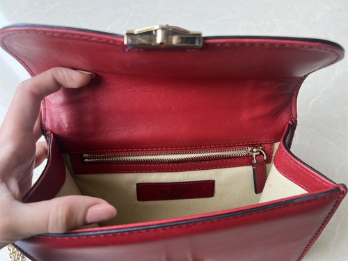 Valentino Garavani Crossbody bag Red Leather - Picture 7 of 8