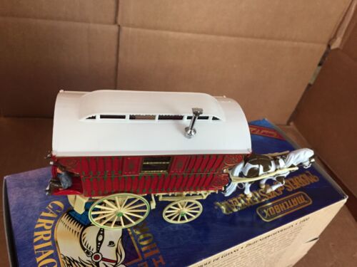 MATCHBOX YESTERYEAR GYPSY CARAVAN 1900 YSH1 HERITAGE HORSE DRAWN CARRIAGES MINT - Picture 8 of 9