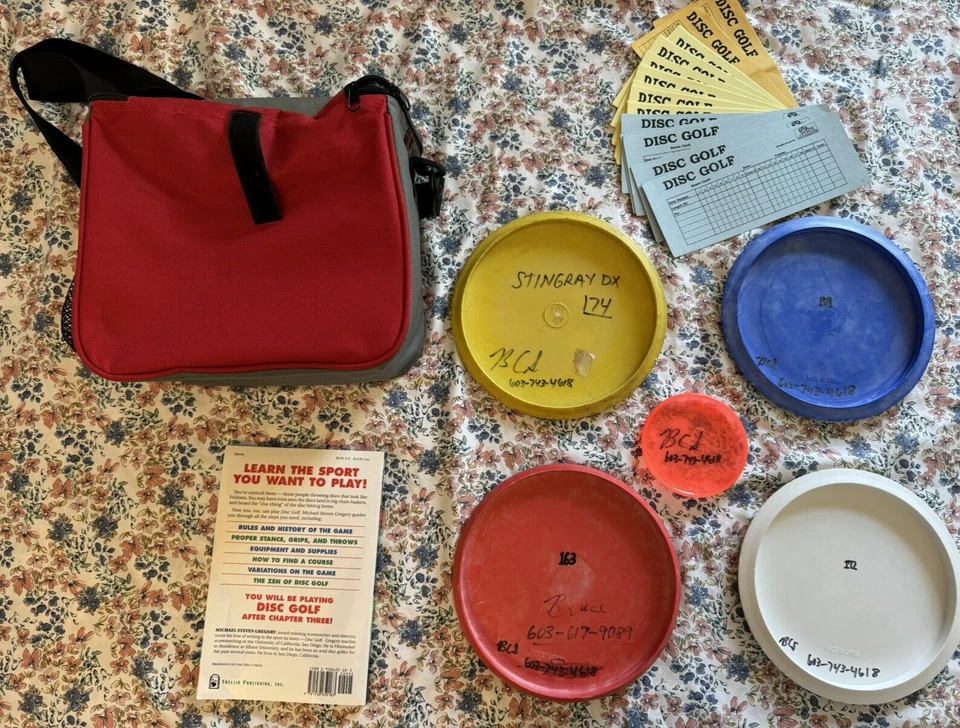 Стартовый лот для диск-гольфа, новая сумка Innova, 5 дисков, книга, многое другое. Отличное состояние товара! - Изображение 2 из 4