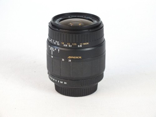 Sigma Aspherical Zoom Macro f/3.5 - 5.6 28 - 80mm Lens For Pentax K Mount - Picture 10 of 11