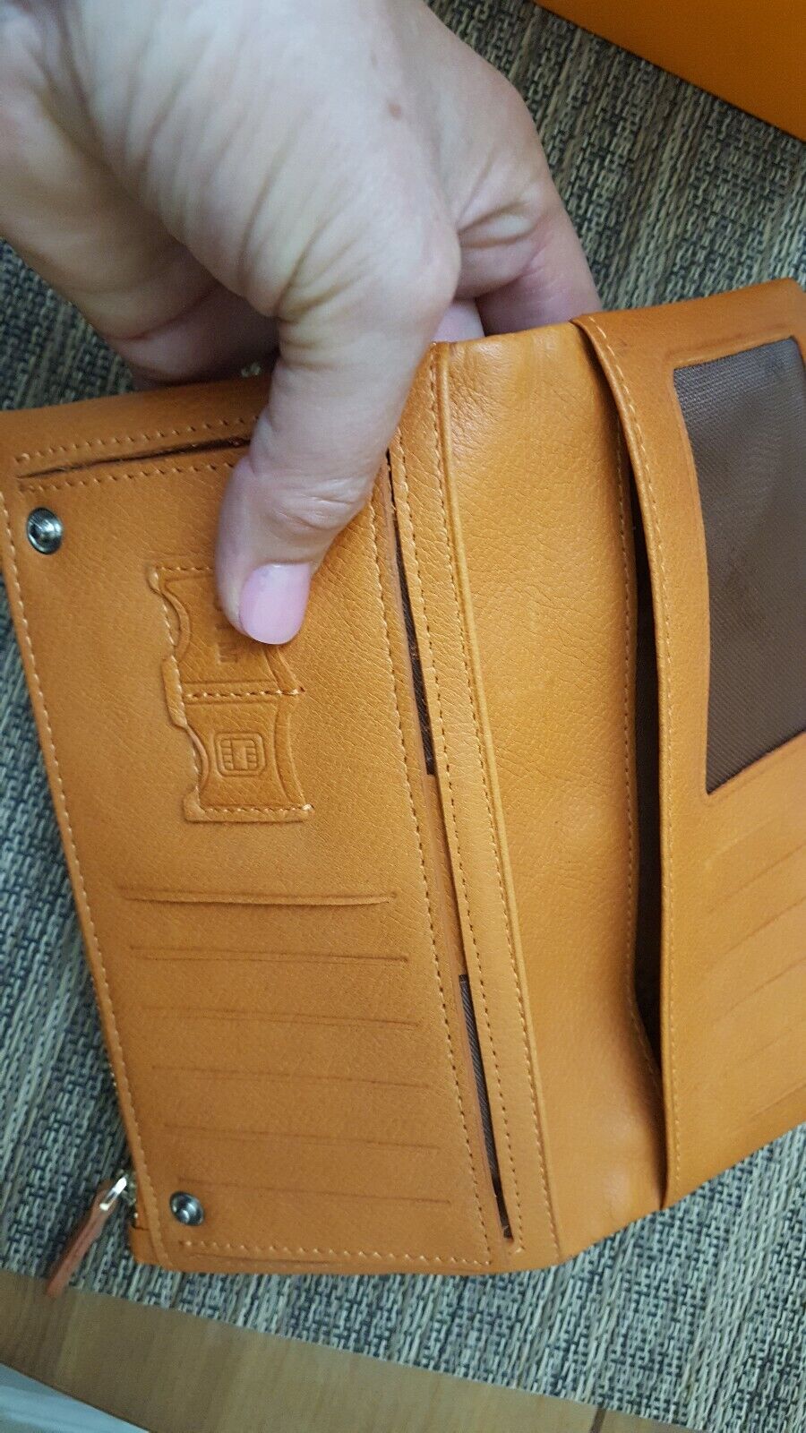 Picture 4 of 6