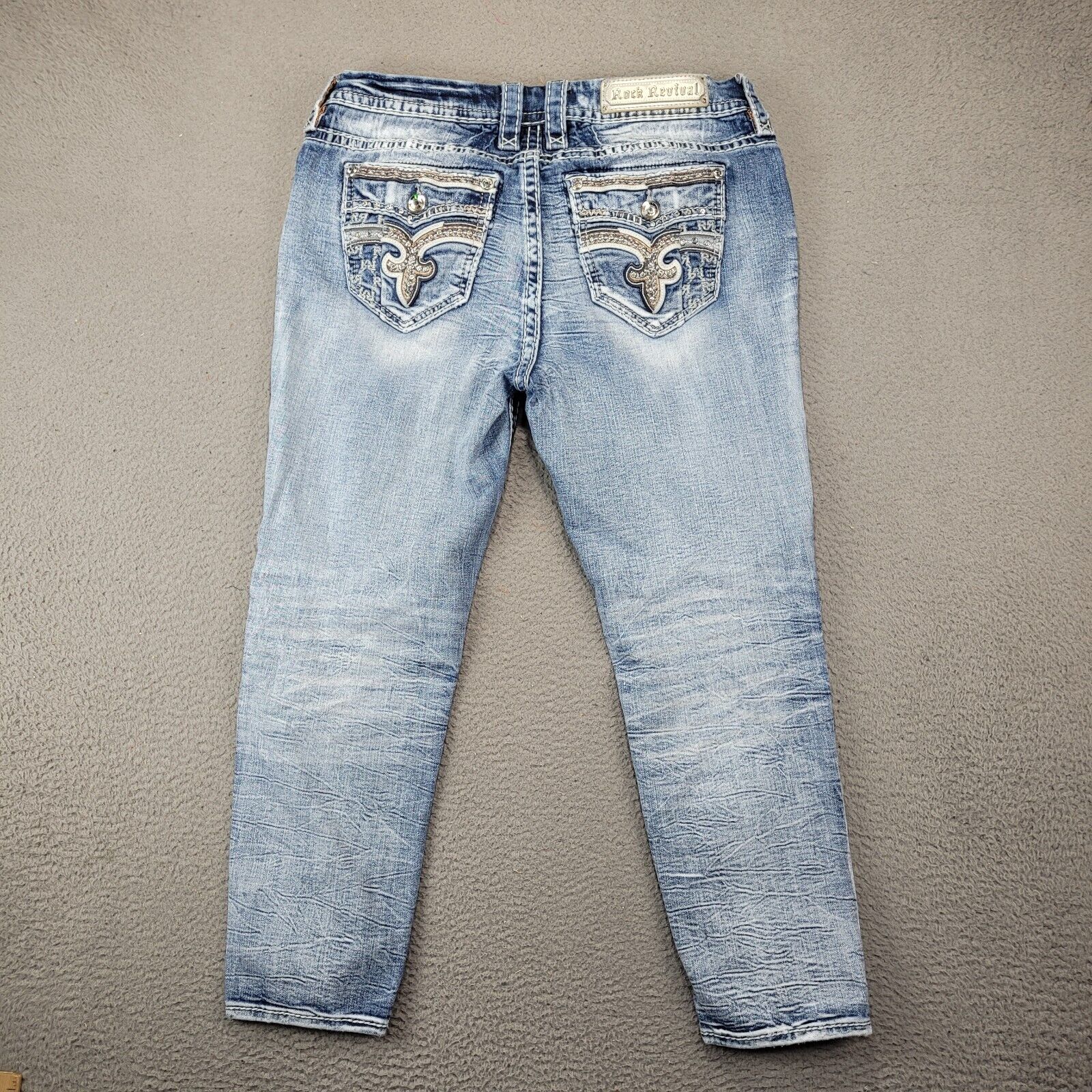 Foto 11 di 13