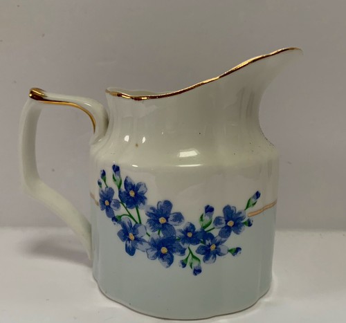 WeddingStar Vintage Creamer Purple Violet Flowers Bone China Pitcher - Picture 2 of 7