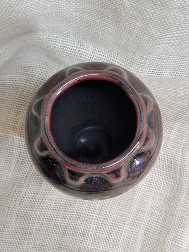 CLP Classic Lines Pottery Vase - Picture 4 of 6