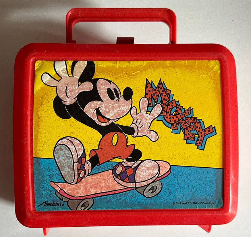 ミッキーマウス　ランチボックス　ヴィンテージ VINTAGE SKATEBOARD MICKEY MOUSE RED PLASTIC LUNCH BOX WALT DISNEY