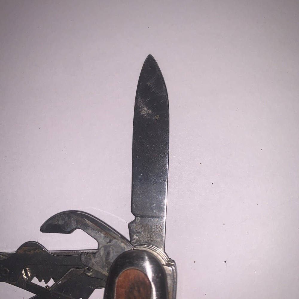 Compact Multi-Tool Pocket Knife for Outdoor Adventures