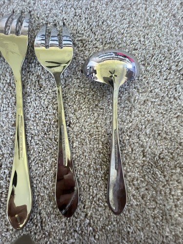 temp-tations OLD WORLD FLORAL Round Tip Glossy Stainless Flatware 7 Pieces - Picture 10 of 16