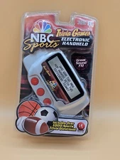 VINTAGE NBC SPORTS TRIVIA GAMES ELECTRONIC HAND HELD GAME WORKS NEW IN PACKAGE