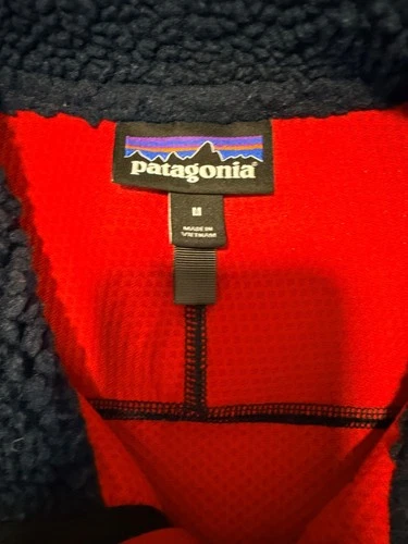 Patagonia Men's Classic Retro-X Fleece Vest M Navy Blue Red image 4
