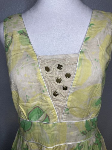 Free People Mini Sonnen Neckholder Kleid Größe 8 gelb grün Baumwolle Blumenmuster hinten offen - Bild 11 von 16