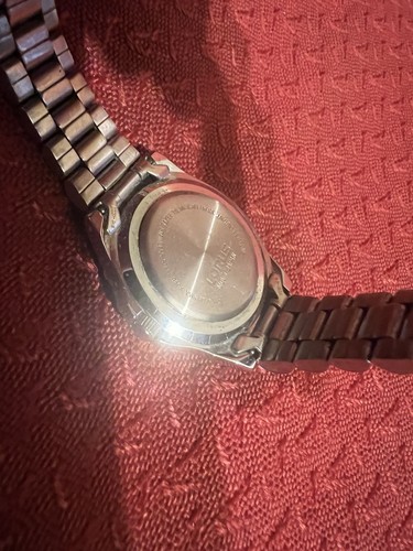 Lorus 100m Diver Watch V515-6C60 Black Bezel Luminous Dial Ladies By SEIKO - Picture 7 of 7