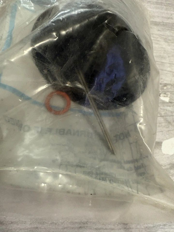 NOS OEM Mercury-Mercruiser 11-817784A1 PROPELLER NUT W/COTTER PIN AND SEAL - Image 4 of 4