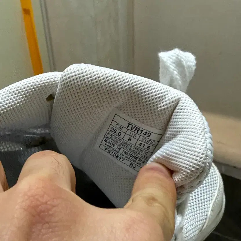 Asics Loter Rebre 260 Running Shoes - Excellent Condition thumbnail 4