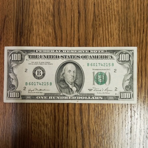 Lightly Circulated Small Head $100 bill Series 1981 Serial No. B60174215B