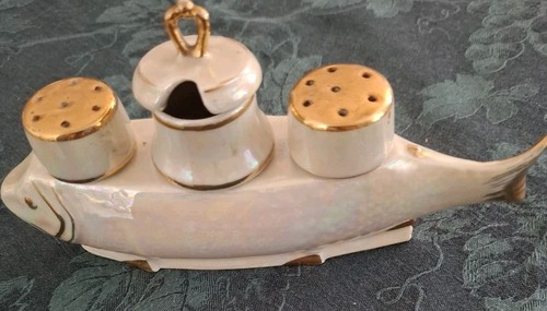 Set Salz+ Pfefferstreuer Senftopf Untergestell Form eines Fisches Limoges France - Bild 3 von 5